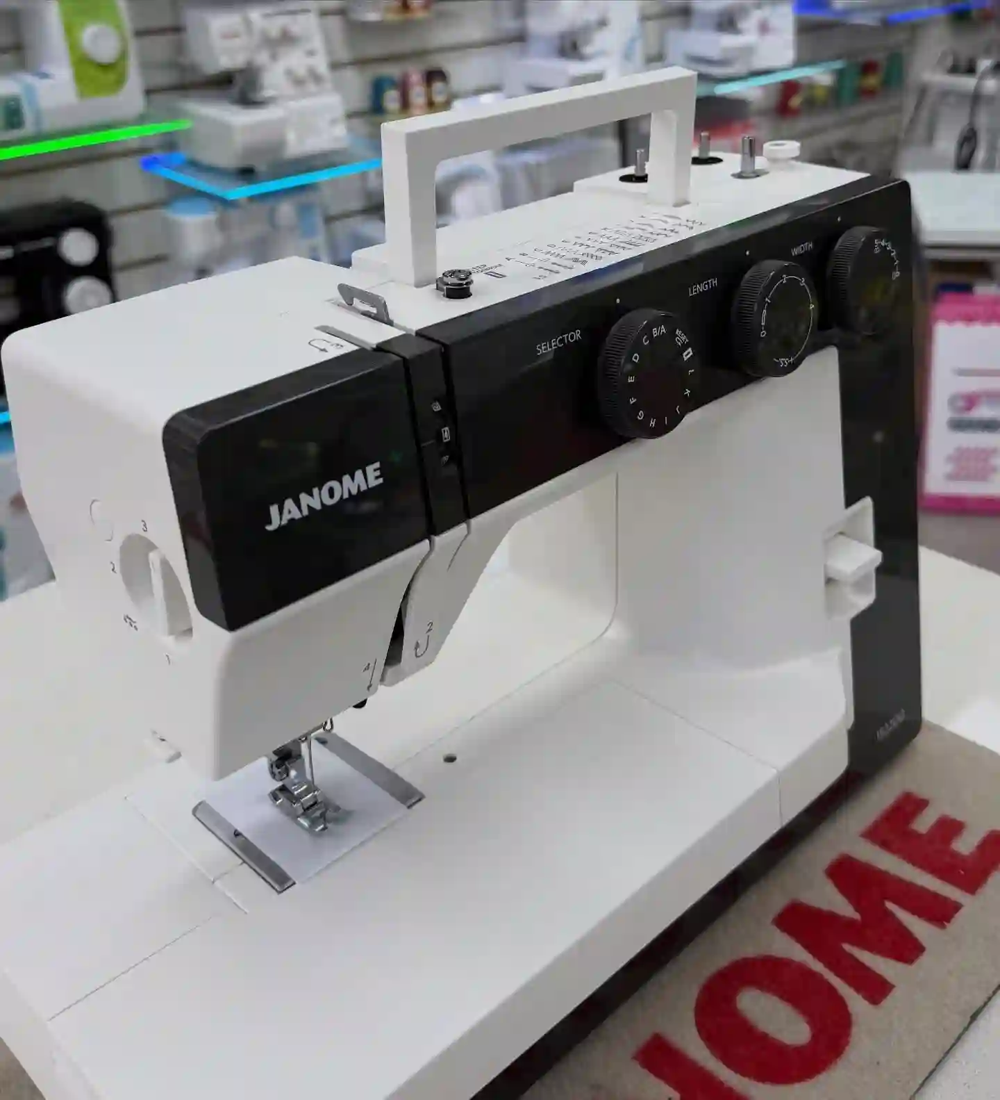 Мошинаи Дарздузи  JANOME 1522 