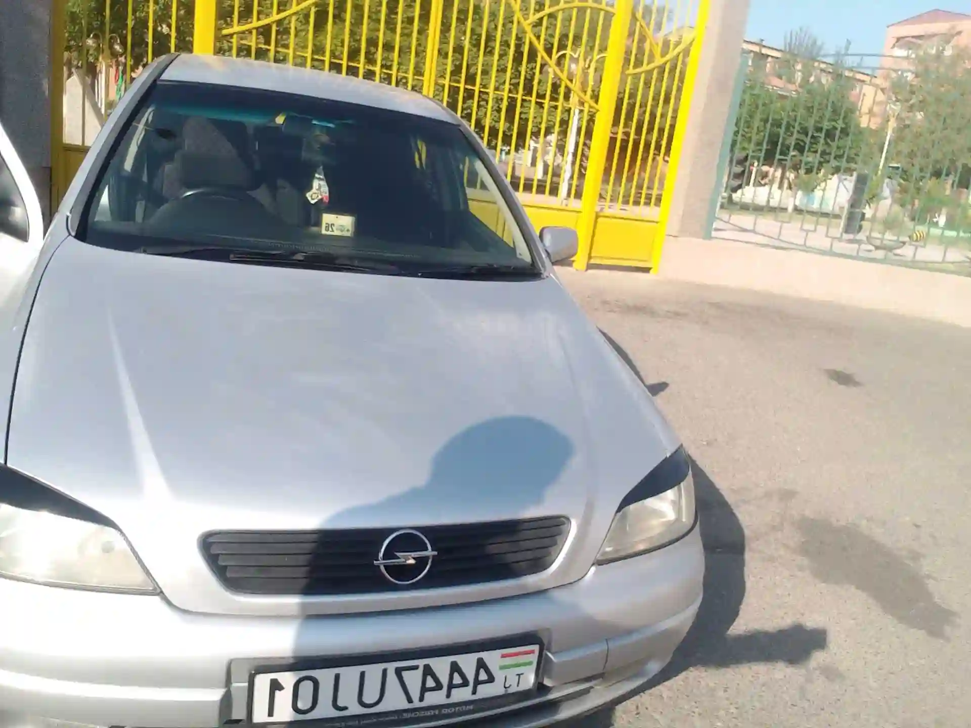 Opel Astra j 1998