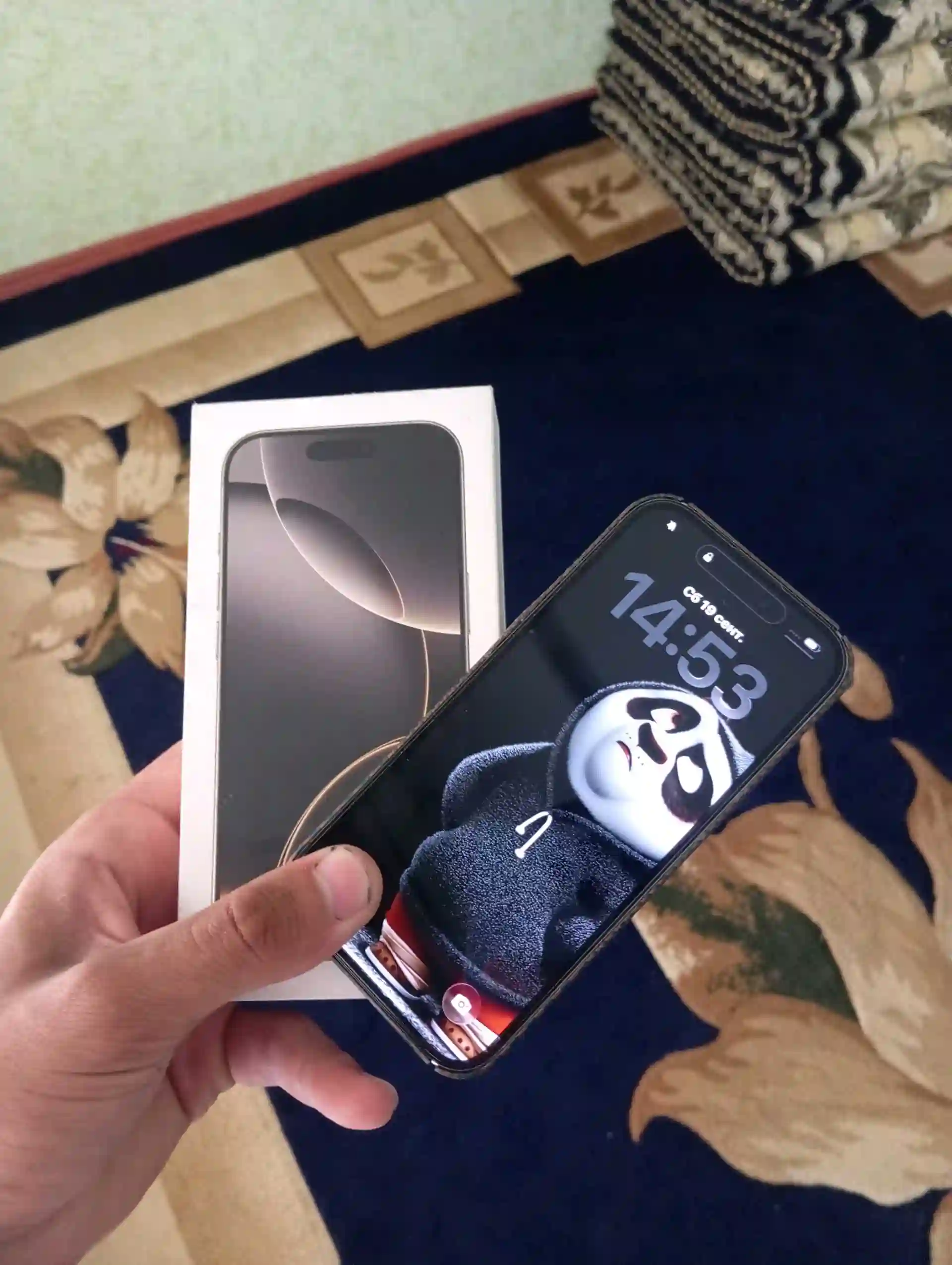 Apple IPhone 16 Pro 256 gb — миниатюра 2