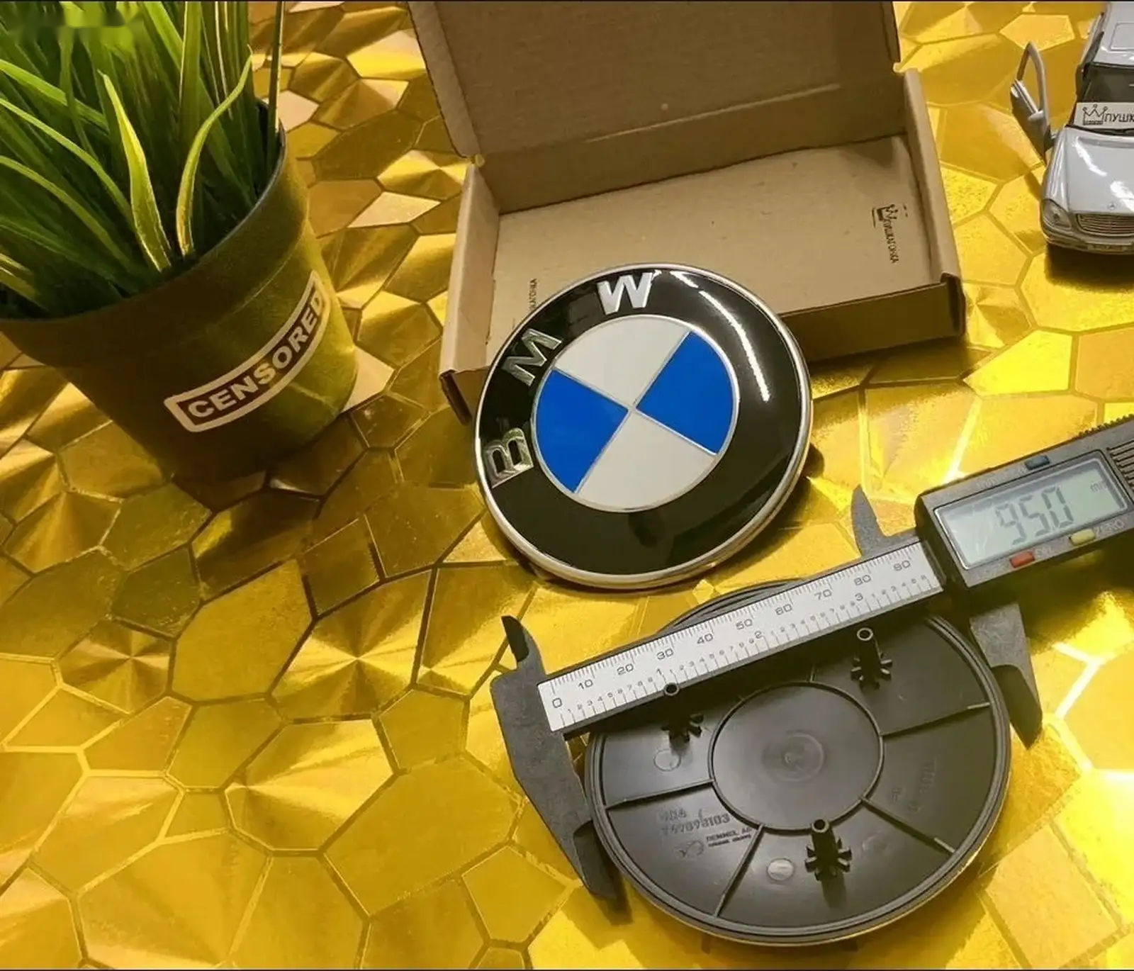Эмблема капот Bmw G07 G11 G12 G70 G05 G18