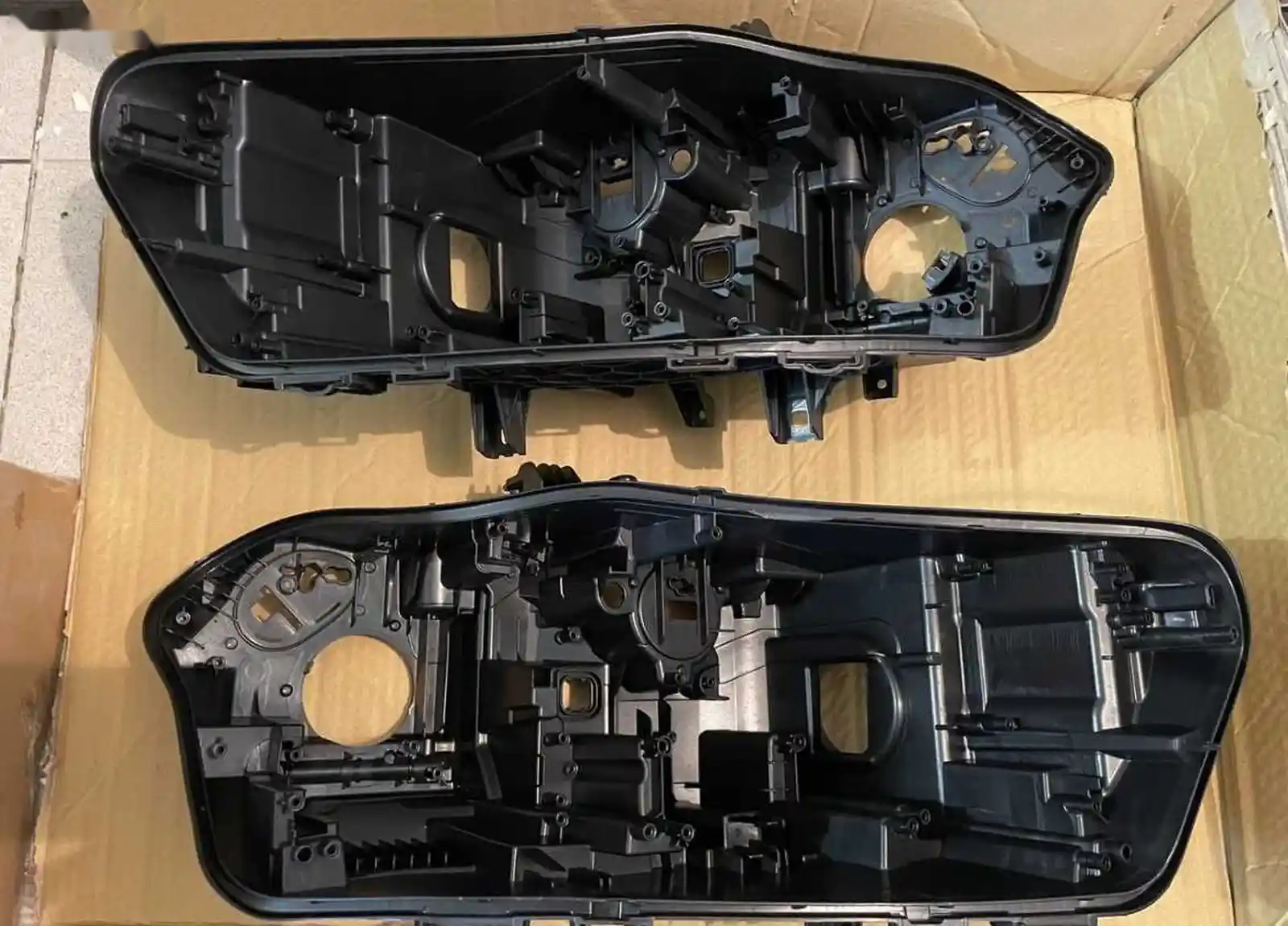 Корпус фары от BMW G5 G05 Laser
