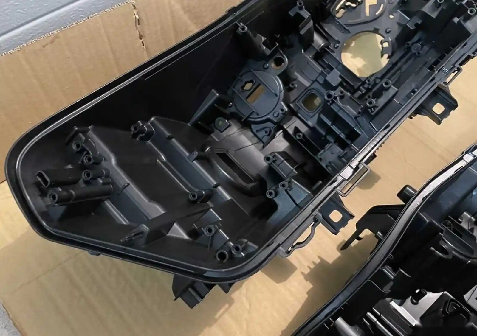Корпус фары от BMW G5 G05 Laser — миниатюра 3