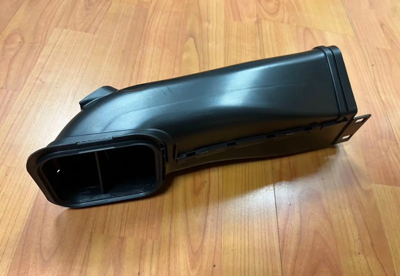 Воздушный канал воздуховод на BMW G30