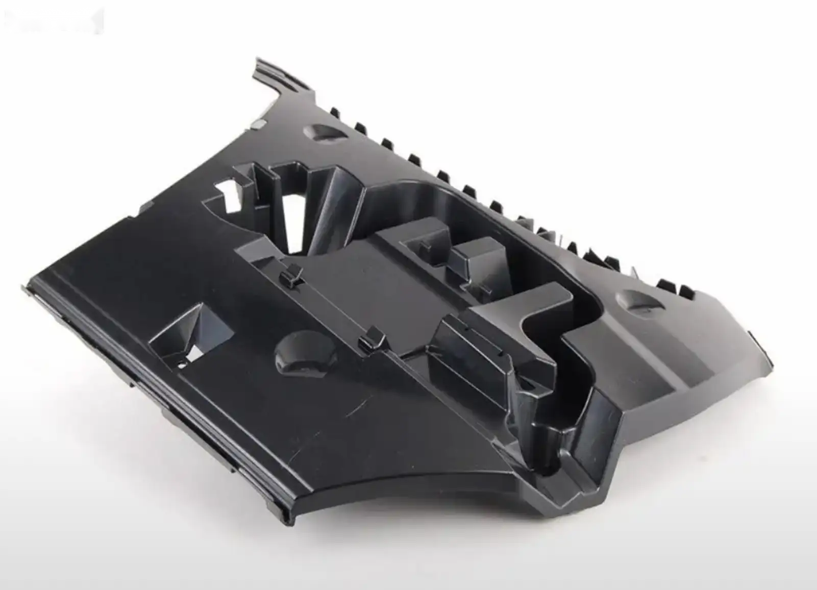 Крепление заднего бампера BMW F10 2010-2015 — миниатюра 3