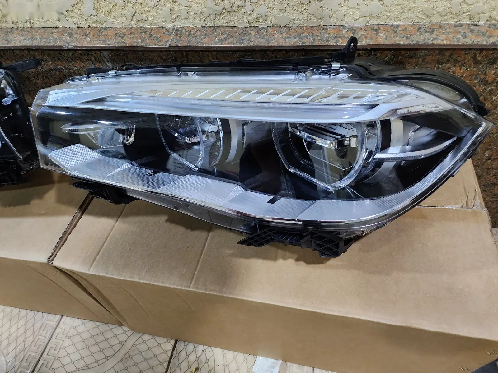 Фары BMW X5 F15 LED — миниатюра 5