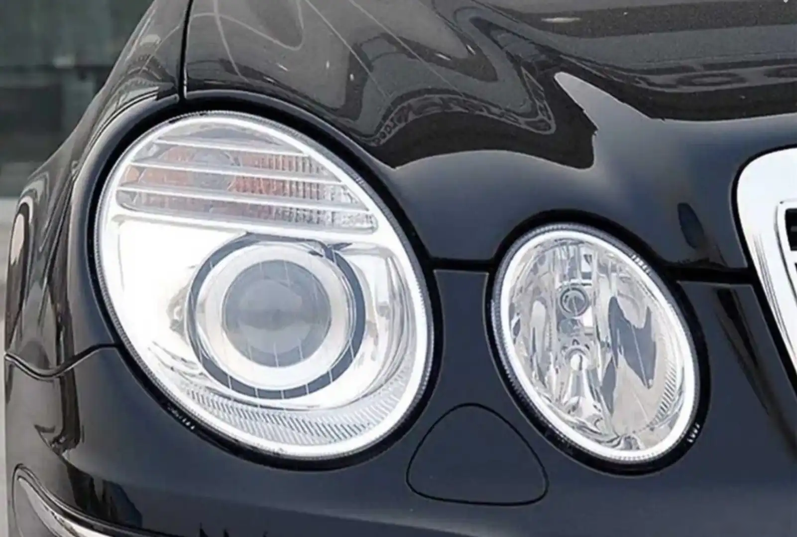 Стекло-фары на Mercedes Benz E W211 2002-2009 — миниатюра 2