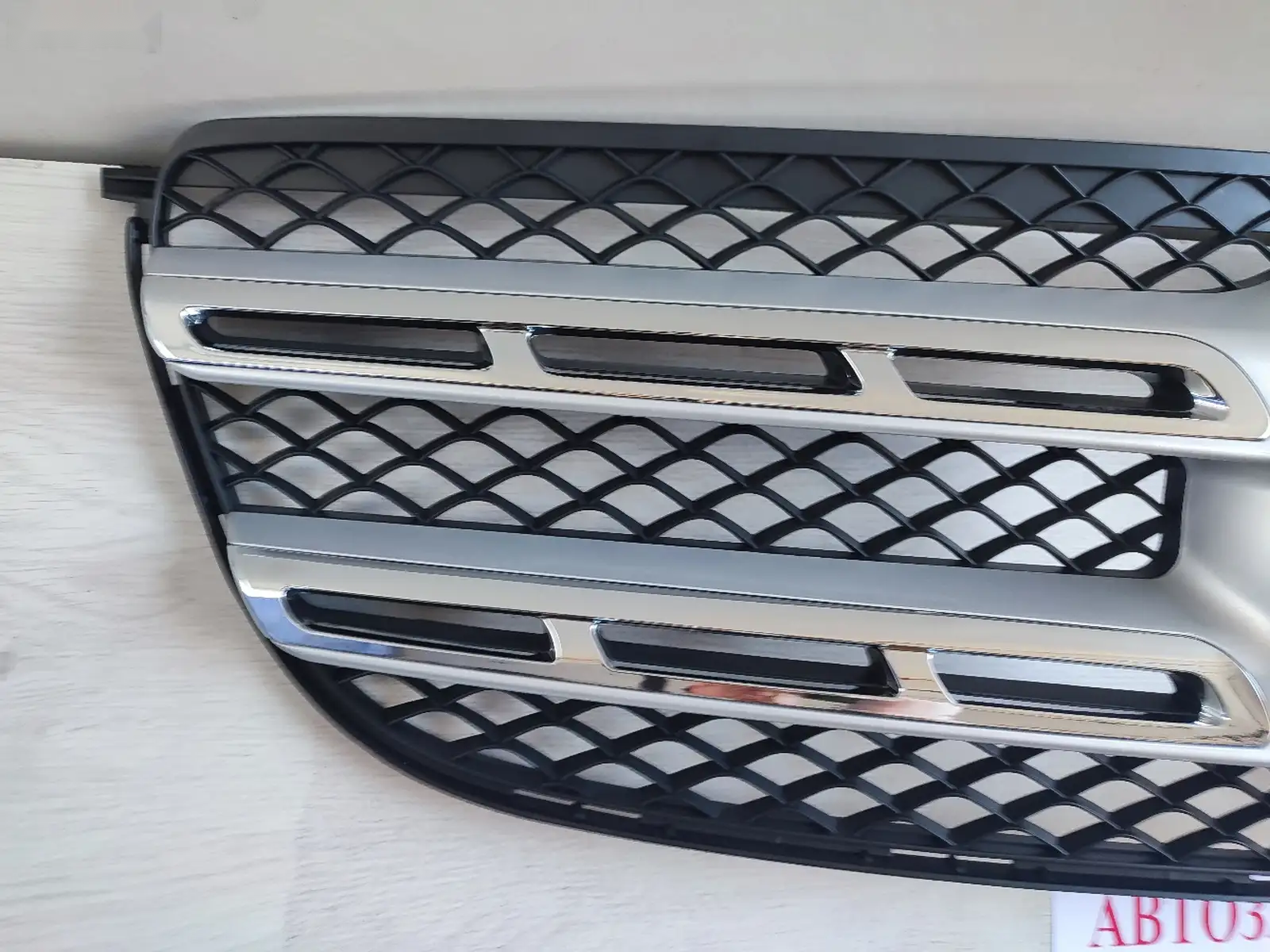 Решётка радиатора Mercedes-Benz GLS 166 — миниатюра 3