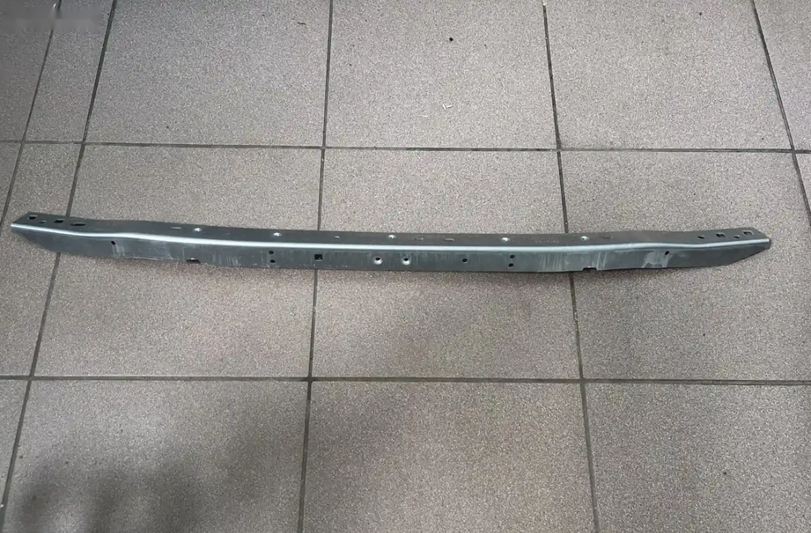 Соединение передней панели BMW G30