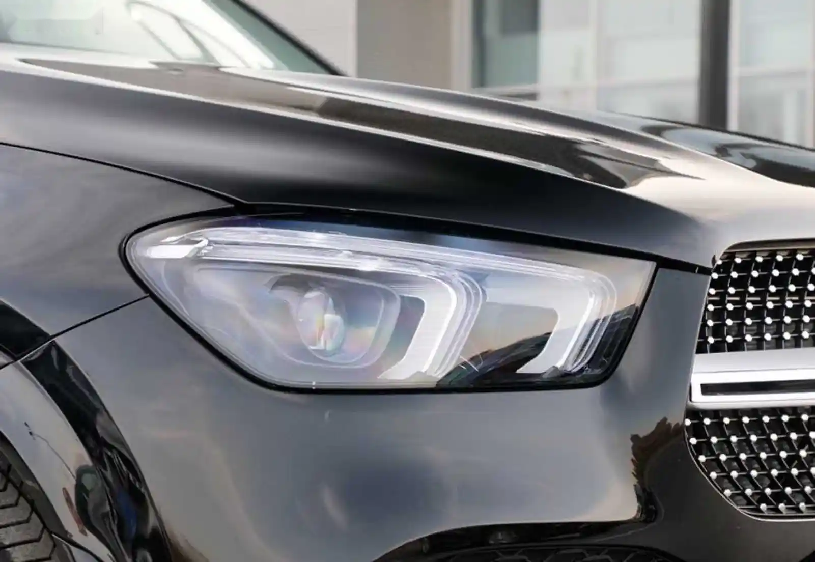 Стекло фары от Mercedes GLE 167 2018-2024 — миниатюра 2