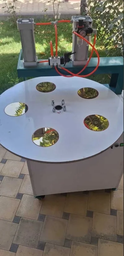 Хлебопечка с круглой доской — миниатюра 2