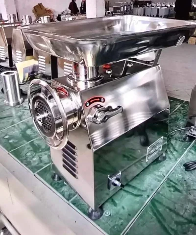 Мясорубка электрическая