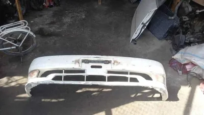 Бампер от toyota mark 2