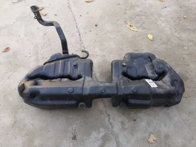 Бак бензина от Mercedes Benz w202