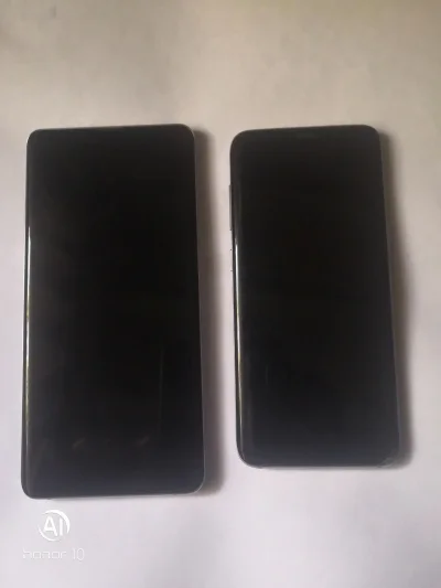 Samsung Galaxy S10 — миниатюра 3