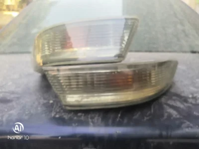 Поворотник от Toyota Mark 2 — миниатюра 2