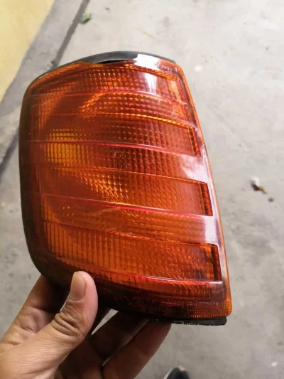 Поворотник от mercedec benz w124