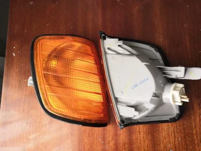 Поворотник от Mercedec w124