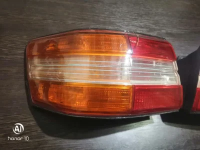 Задние стоп фары от Toyota Маrк 2 — миниатюра 3