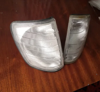 Поворотник от mercedec w124 — миниатюра 2