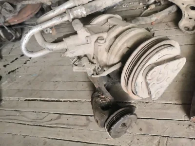 Моторчик от Toyota марк 2 — миниатюра 2