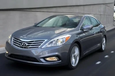 Лобовое стекло на Hyundai Azera, 2011