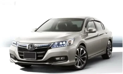 Лобовое стекло Honda Accord 2016