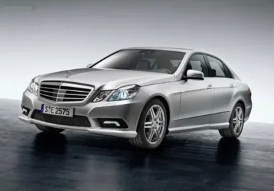 Лобовое стекло Mercedes Benz W212 2009