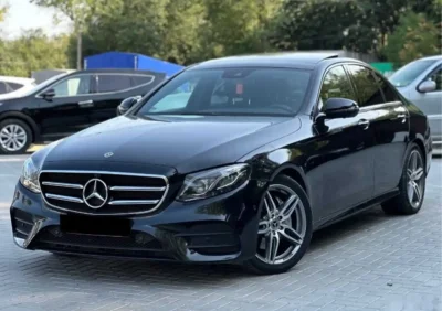 Лобовое стекло на Mercedes Benz W213