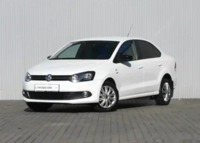 Лобовое стекло Volkwagen Polo 2010