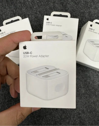 Адаптери аслии Apple 20W USB-C Power Adapter бо вилкаи ҷамшаванда folding pin — миниатюра 4