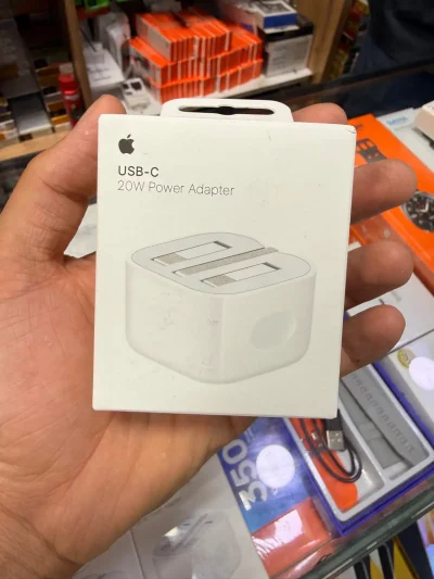 Адаптери аслии Apple 20W USB-C Power Adapter бо вилкаи ҷамшаванда folding pin — миниатюра 6