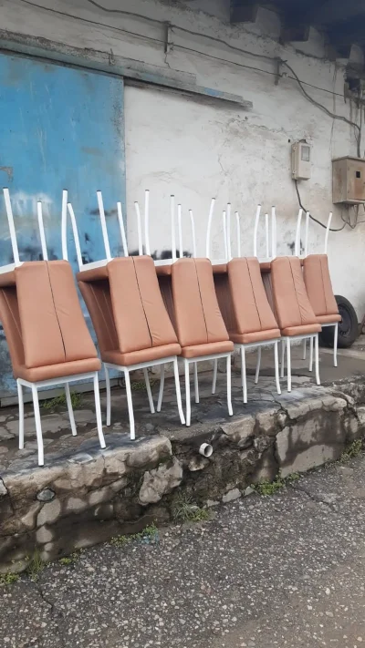 Стул — миниатюра 3