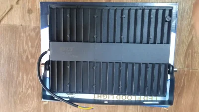 Прожектор 100w — миниатюра 2
