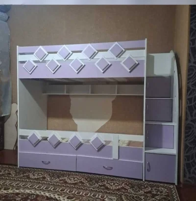 Двухъярусная кровать