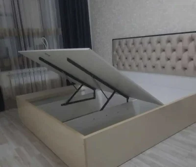 Кровать двуспальная