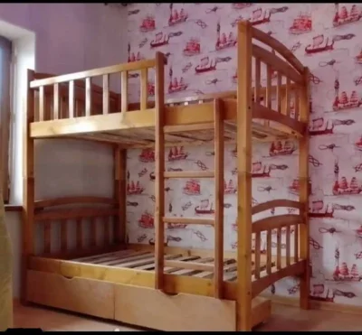 Двухъярусная кровать