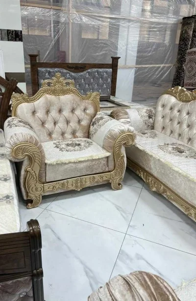 Диван с креслами — миниатюра 2