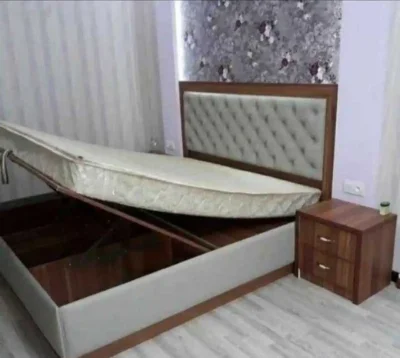 Кровать двуспальная