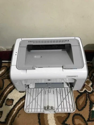 Принтер HP 1102 — миниатюра 2