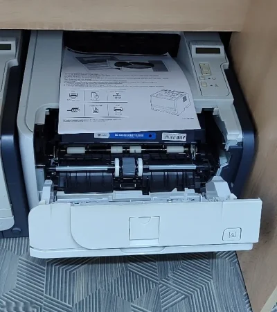 Принтер Hp LaserJet P2055d — миниатюра 2