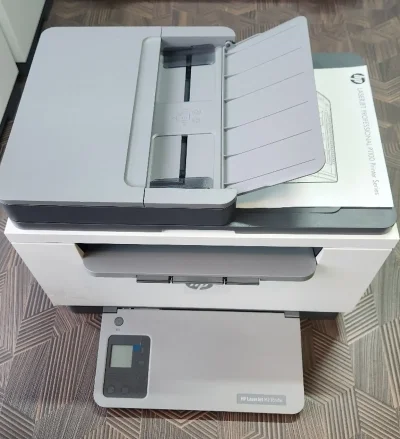 Принтер HP M232sdw белый — миниатюра 2