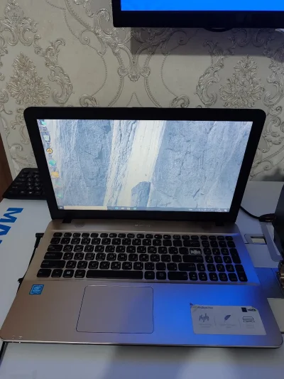 Ноутбук Asus — миниатюра 2