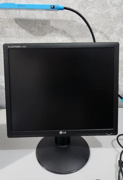 Монитор Philips