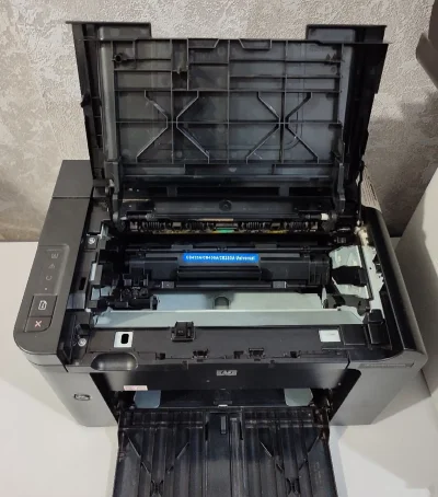 Принтер Hp laserjet P1606dn — миниатюра 2