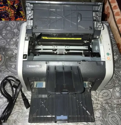 Принтер Hp 1010 — миниатюра 3