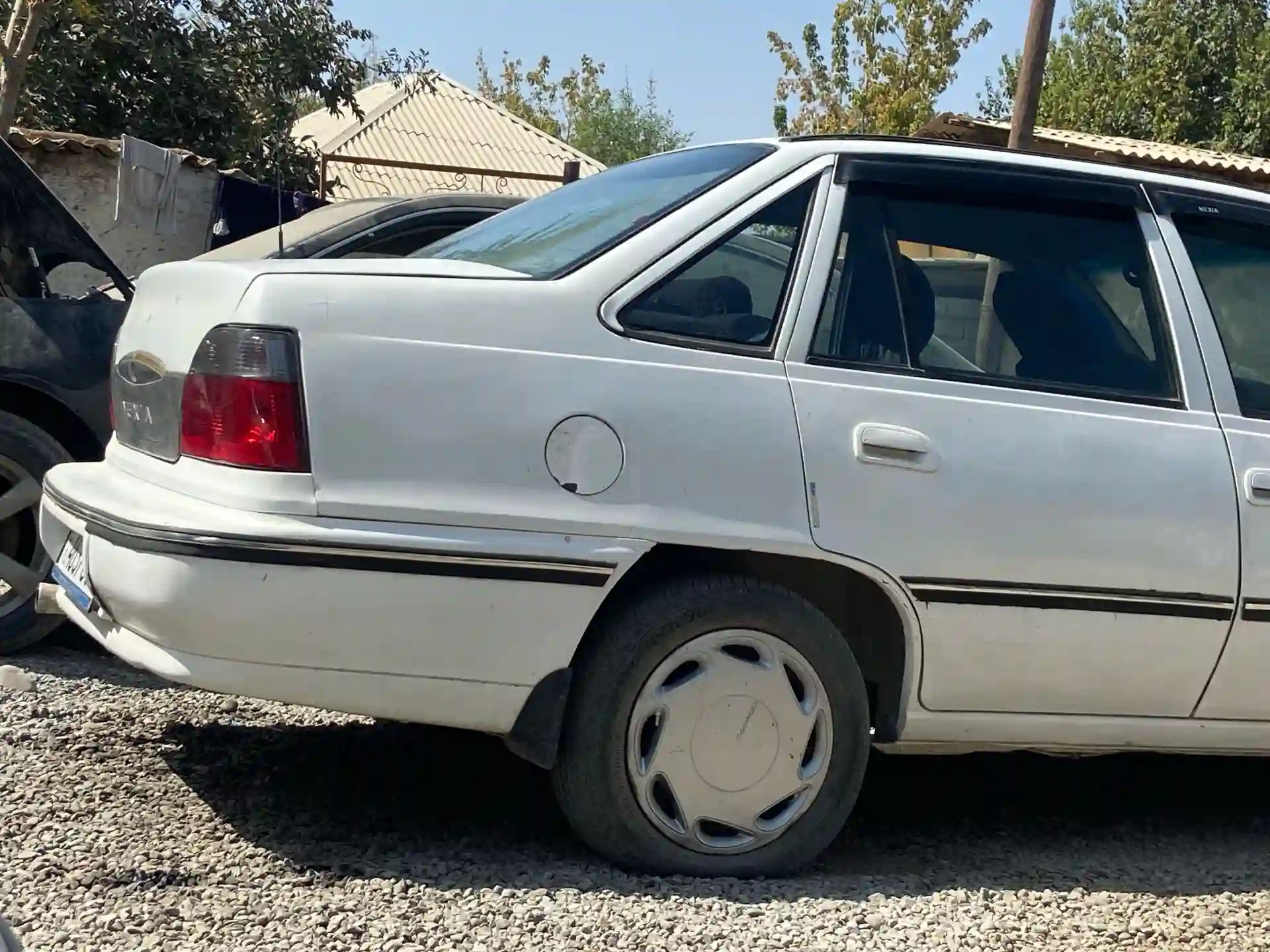Daewoo Nexia 1996 — миниатюра 3