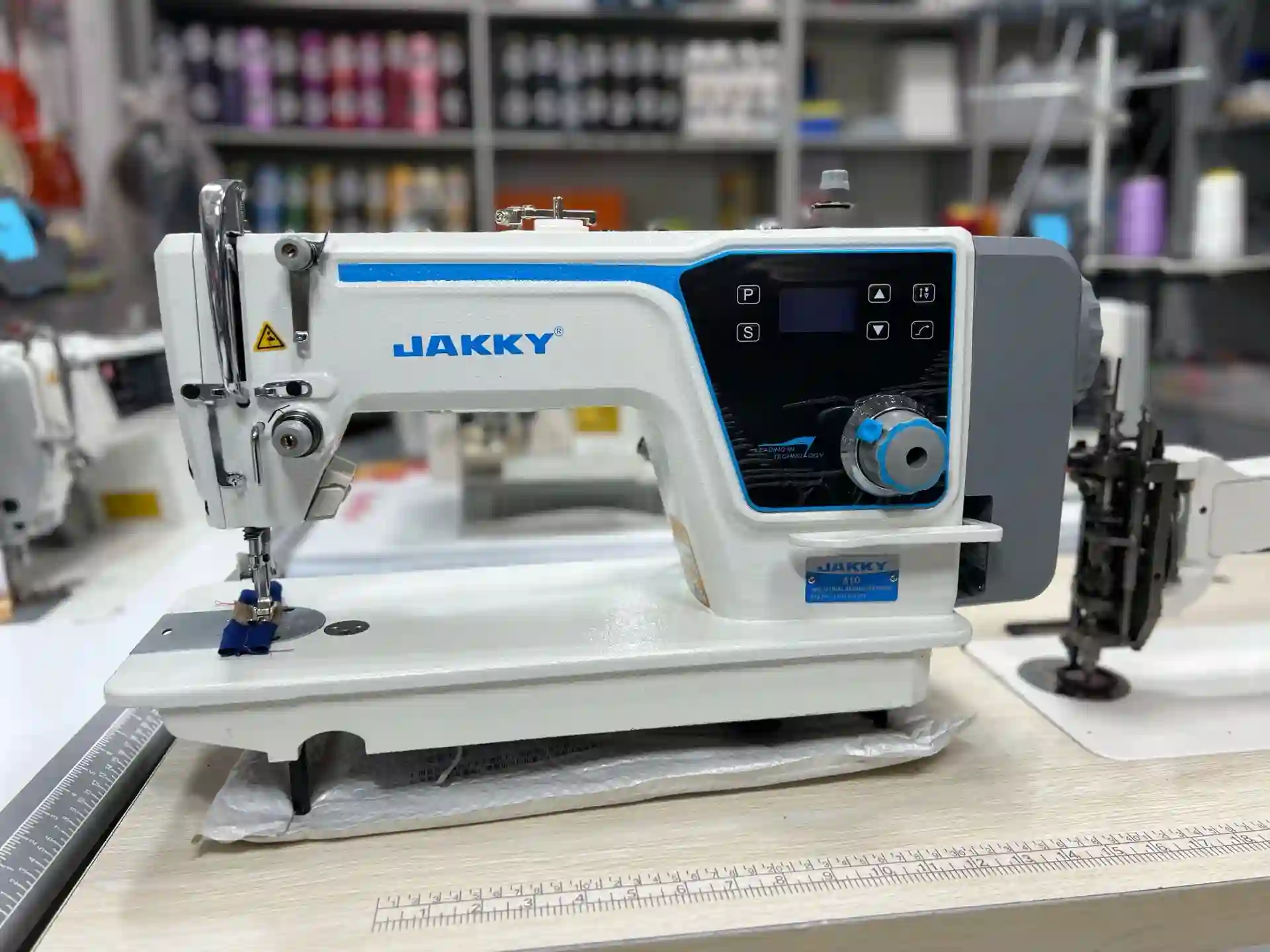 Мошинаи Дарздузи JAKKY A10  — миниатюра 5