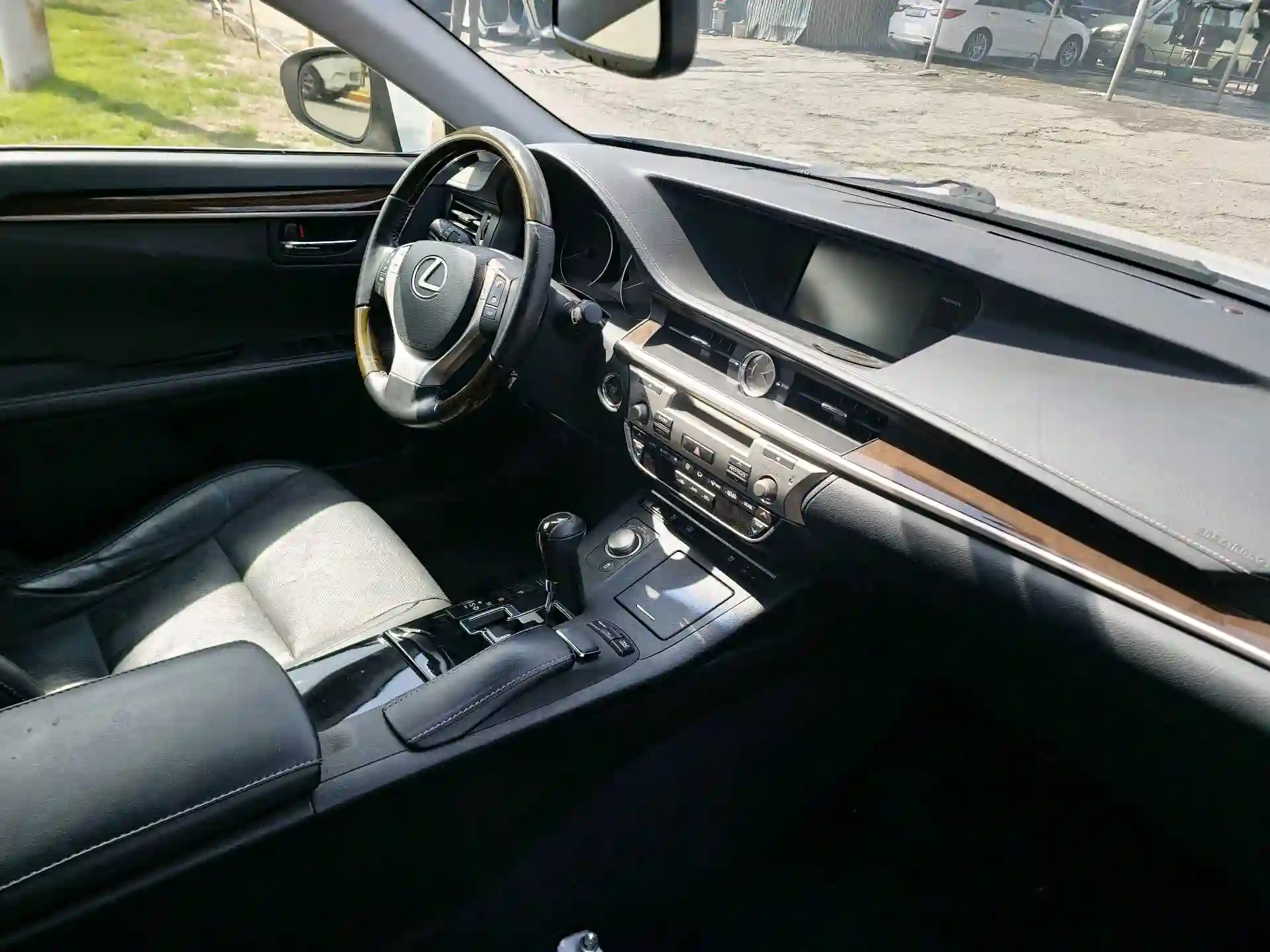 Lexus Es series 2014 — миниатюра 5