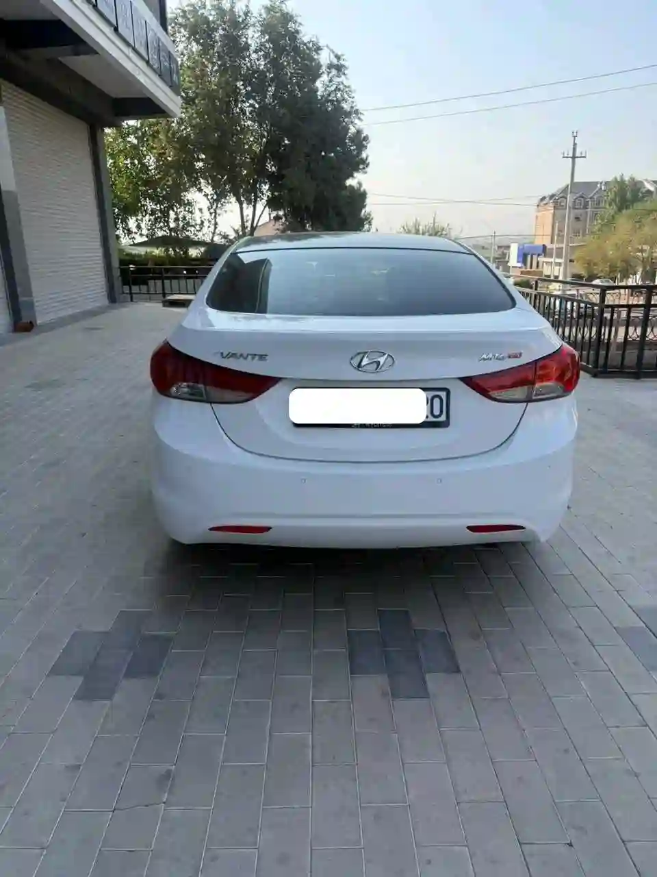 Hyundai Avante 2012 — миниатюра 3