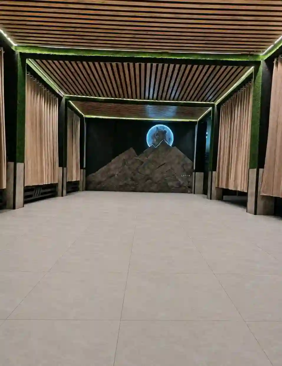 1 этажный, 4-комн. дом, 400 м², Норак — миниатюра 3